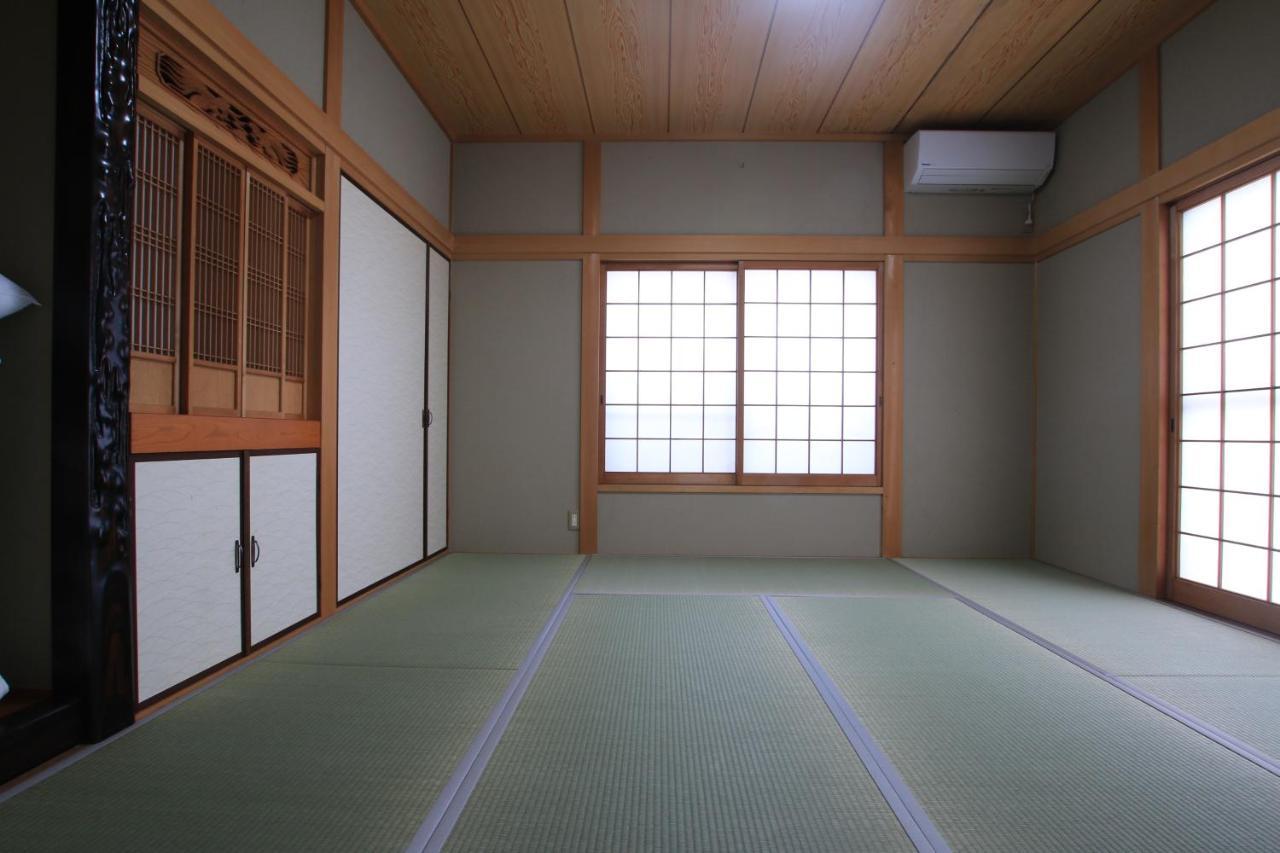 Tiz Wan 洲本 Villa Sumoto Bagian luar foto